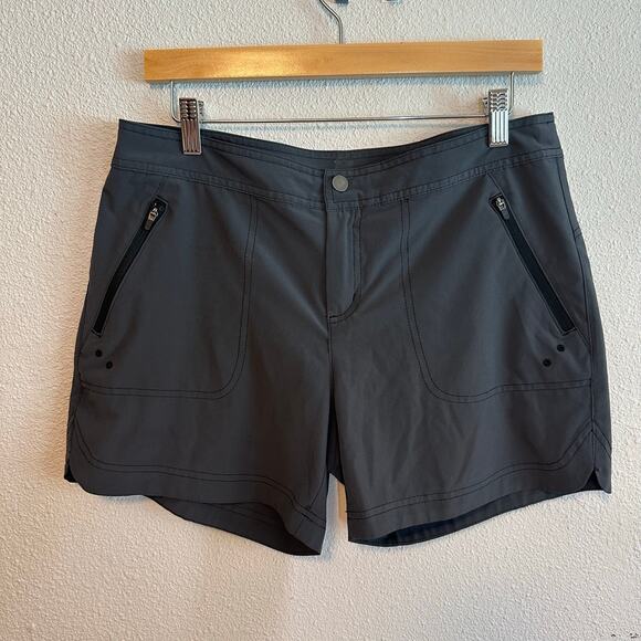 🌴 Title Nine Shorts with Pockets, Stretchy and Comfy, Size 8 - Picture 1 of 6